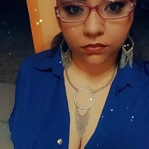 Meet your Posher, Ibeth